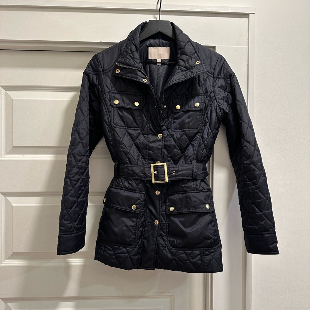 Navy quilted women’s jacket. Banana republic size M